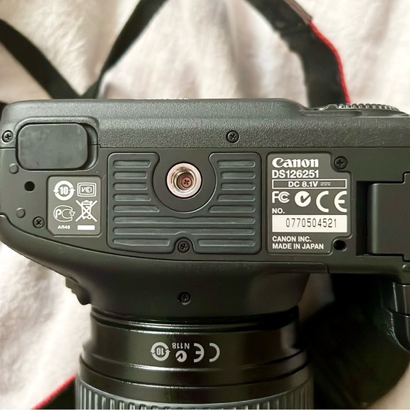 CANON EOS 7D 18MP CMOS DSLR CAMERA BODY + EF 24-105MM F/4L IS I USM LENS - Picture 9 of 9